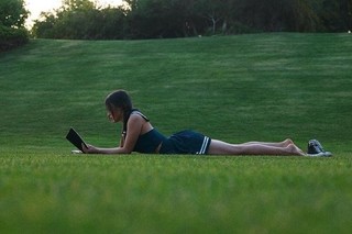 Yeliz Korkmaz feet photo 15