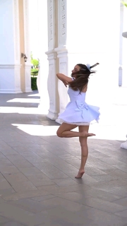 Yeliz Korkmaz feet photo 5