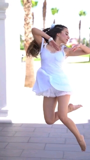 Yeliz Korkmaz feet photo 15