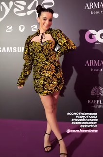 Yeliz Korkmaz feet photo 5