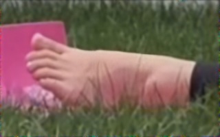 Yeliz Korkmaz feet photo 2