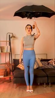 Yeliz Korkmaz feet photo 7