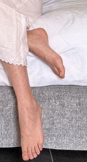 Yeliz Korkmaz feet photo 4