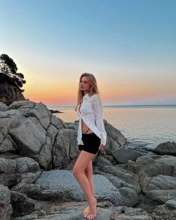 Yelyzaveta Vasylenko feet photo 3