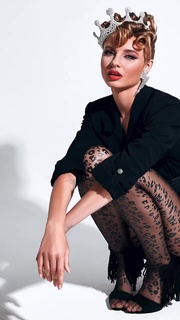 Yelyzaveta Vasylenko feet photo 16