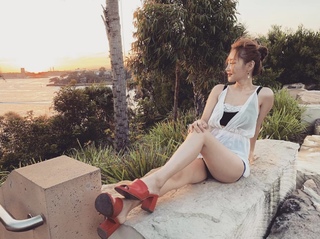 Yeon Mi Park feet photo 15