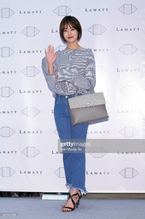 Yeon-Seo Oh feet photo 4