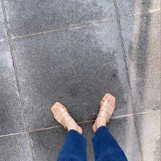 Yeon-Seo Oh feet photo 18