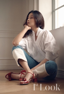 Yeon-Seo Oh feet photo 5