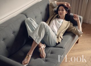 Yeon-Seo Oh feet photo 4