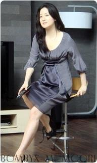 Yeong-ae Lee feet photo 5