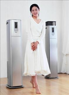 Yeong-ae Lee feet photo 18