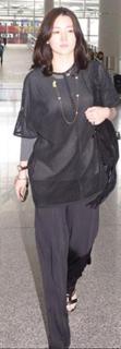 Yeong-ae Lee feet photo 2