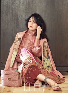 Yeong-ae Lee feet photo 17