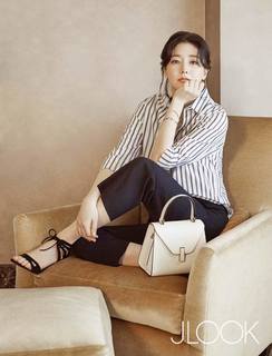 Yeong-ae Lee feet photo 17