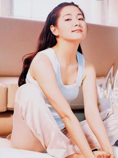 Yeong-ae Lee feet photo 1
