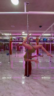 Yeri Mua feet photo thumbnail