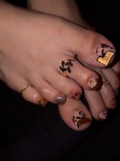 Yeri Mua feet photo 11