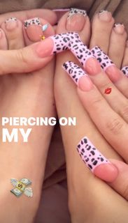Yeri Mua feet photo 16