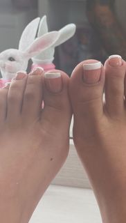 Yeri Mua feet photo 2