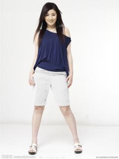 Yi Huang feet photo 5