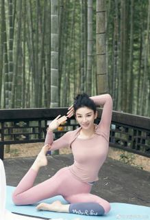 Yi Huang feet photo 7