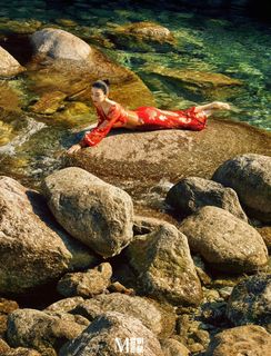 Yi Huang feet photo 3
