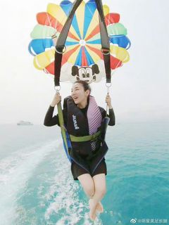 Yi Huang feet photo 13