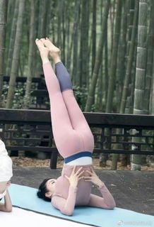 Yi Huang feet photo 1