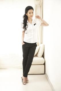 Yifei Liu feet photo 5