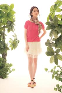 Yifei Liu feet photo 3