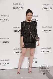 Yifei Liu feet photo 19