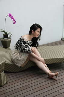 Yifei Liu feet photo 15