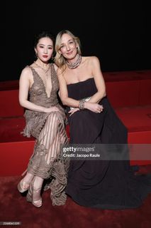 Yifei Liu feet photo 6