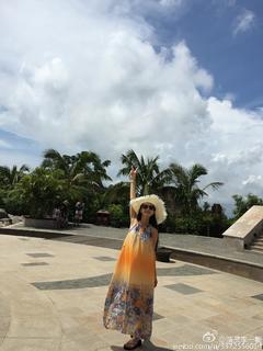 Yitong Li feet photo 20