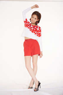 Yitong Li feet photo 15
