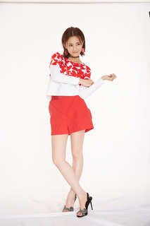 Yitong Li feet photo 13