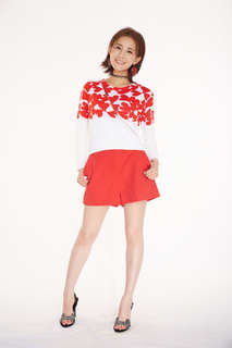 Yitong Li feet photo 12