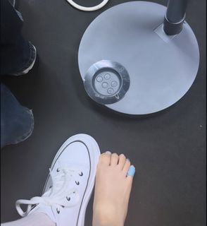 Yizhuo Ning feet photo thumbnail