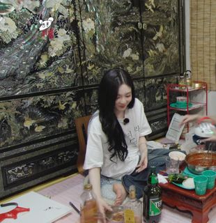Yizhuo Ning feet photo 17