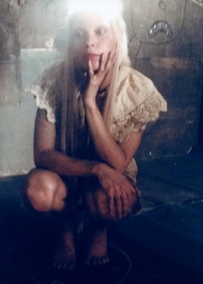 Yo-Landi Visser feet photo thumbnail