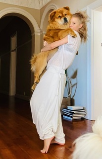 Yo-Landi Visser feet photo thumbnail