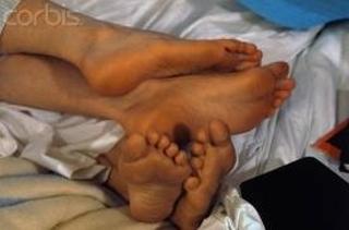 Yoko Ono feet photo 8