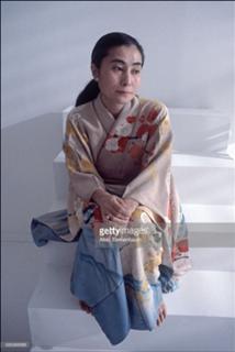 Yoko Ono feet photo 15