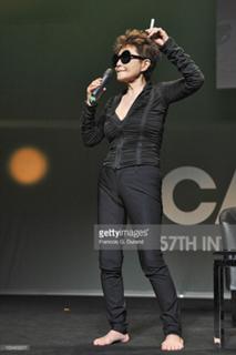 Yoko Ono feet photo 8