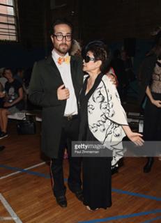 Yoko Ono feet photo 13