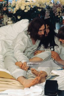 Yoko Ono feet photo 9
