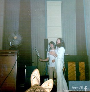 Yoko Ono feet photo 7