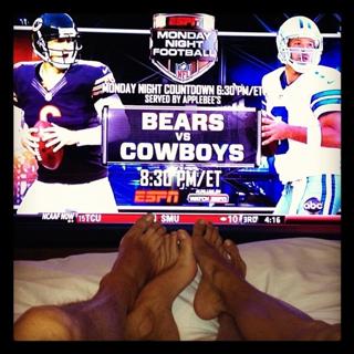 Yolanda Hadid feet photo 13