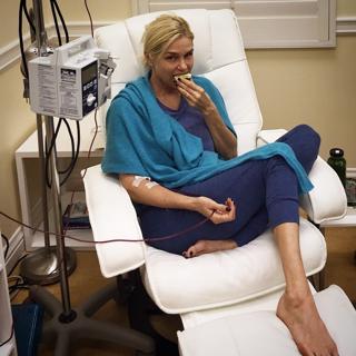 Yolanda Hadid feet photo 19
